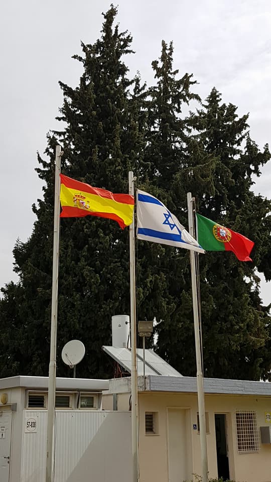 32266932_1895086617189973_3976652134228688896_n