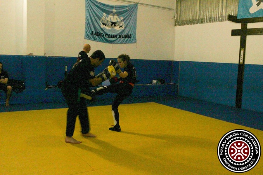 krav maga mujer