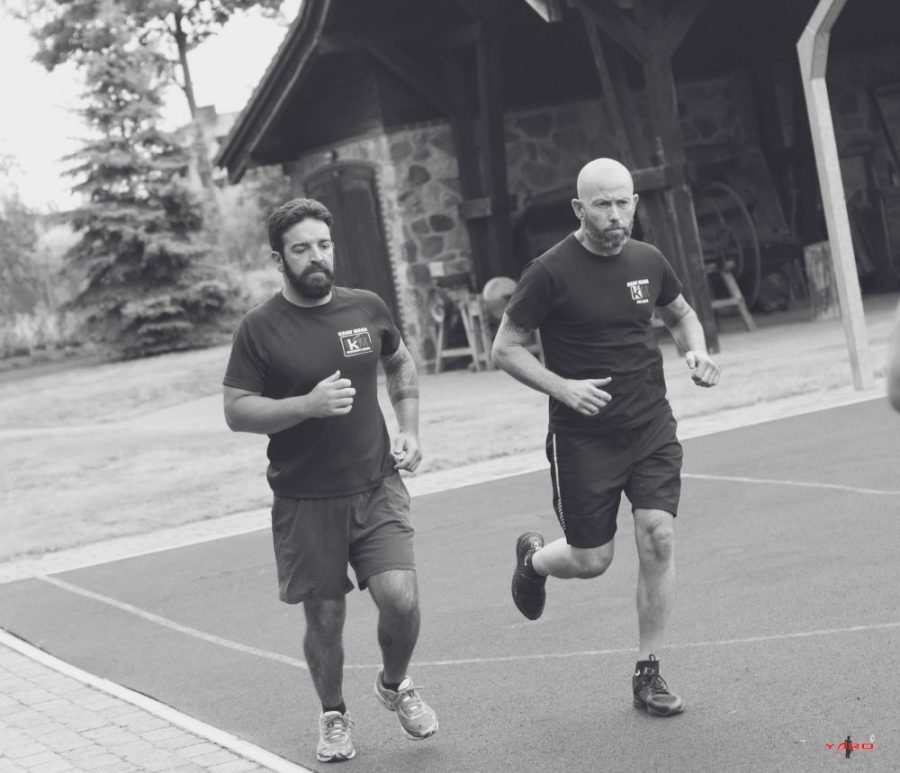 enrique oliva y antonio presa entrenando en polonia