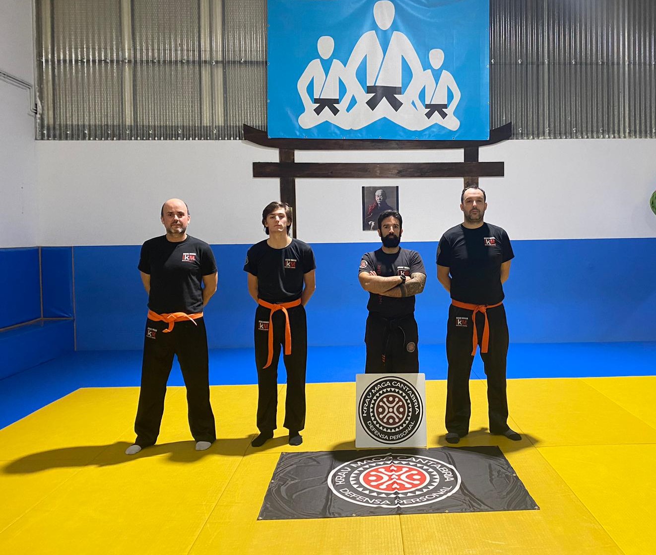 defensa personal krav maga cinturones naranjas en santander