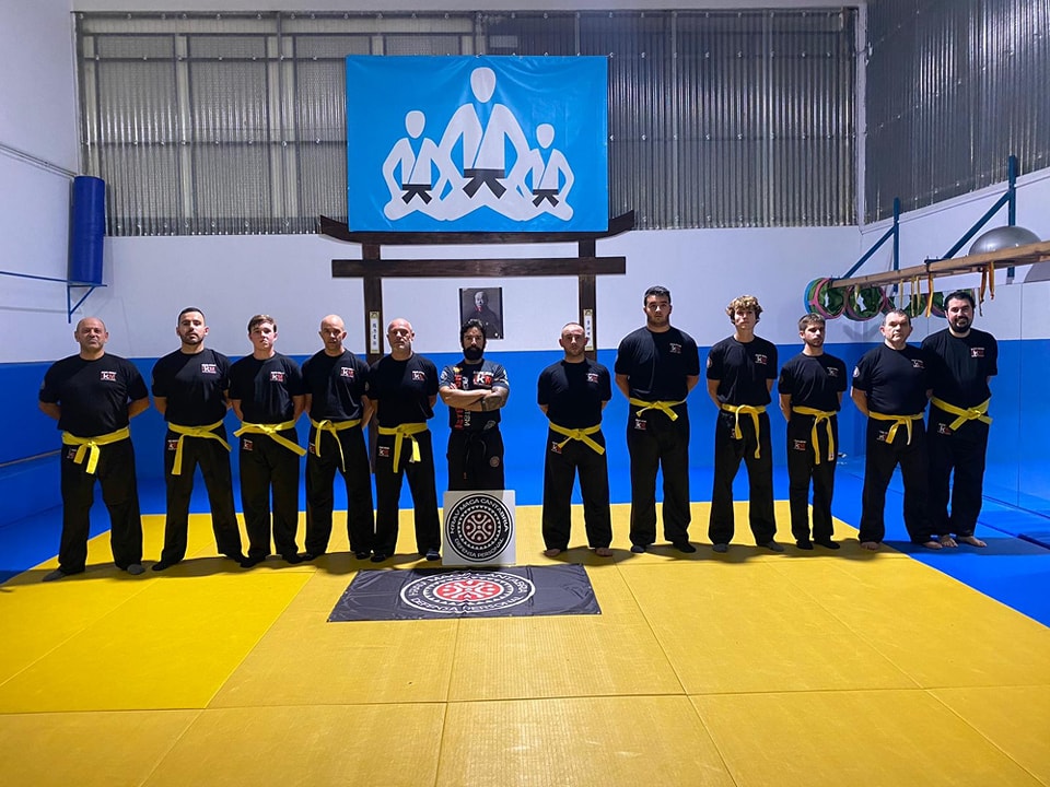 aprobados examen cinturón amarillo krav maga cantabria micaela santander enrique oliva