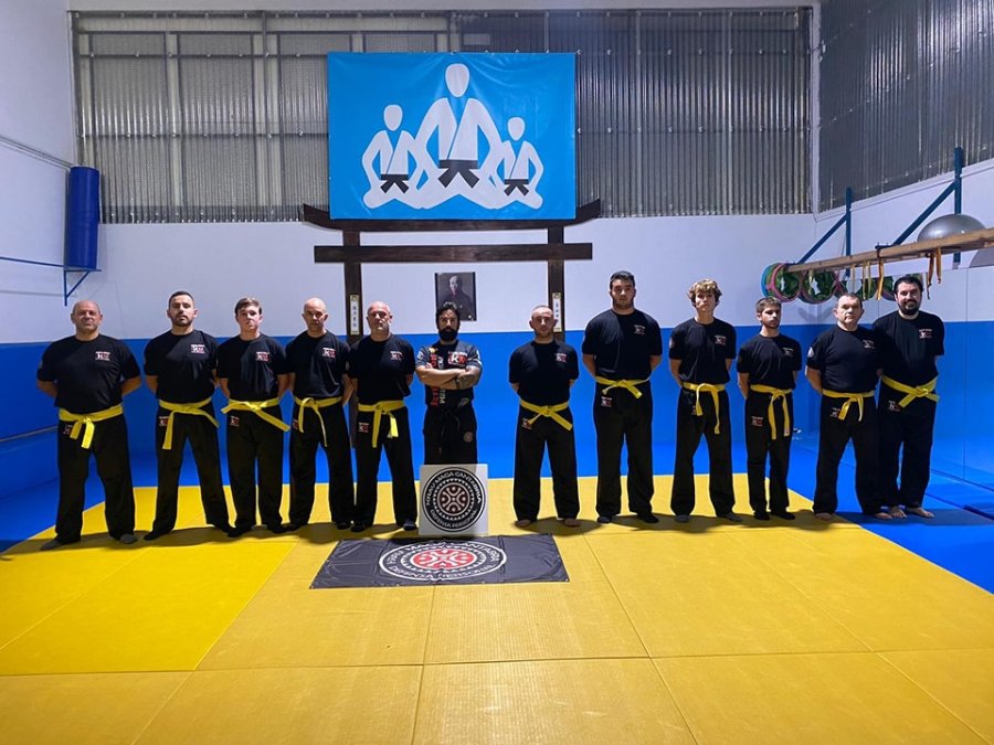 aprobados examen cinturón amarillo krav maga cantabria micaela santander enrique oliva