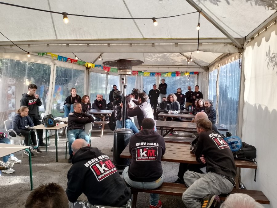 seminario krav maga bar el cruce galizano cantabria enrique oliva
