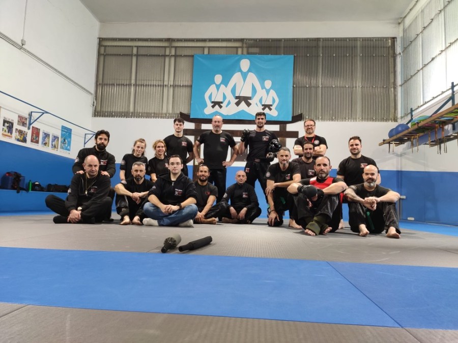 equipo competición krav maga cantabria