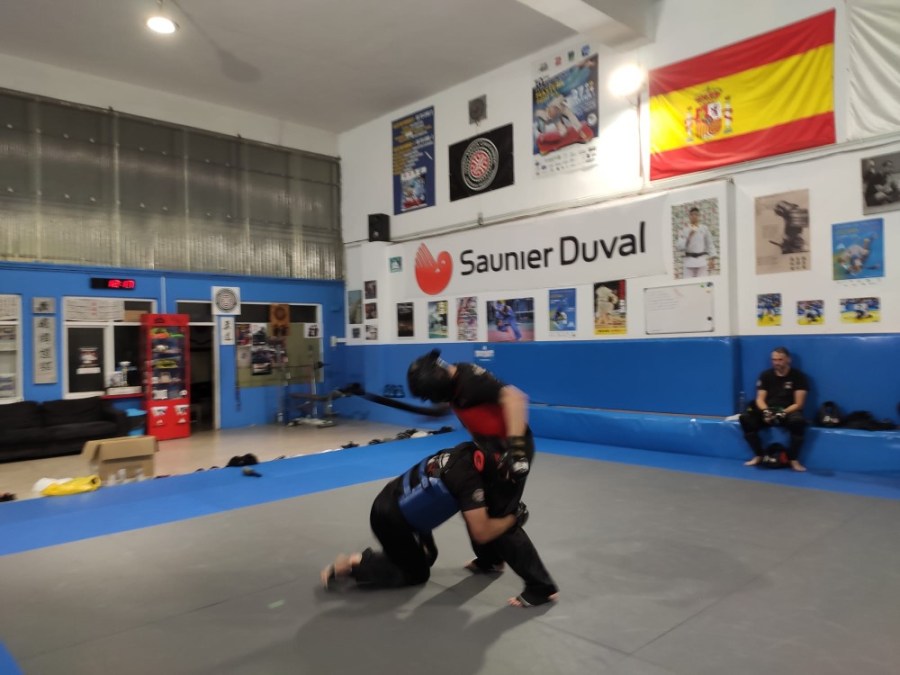 combate defensa krav maga