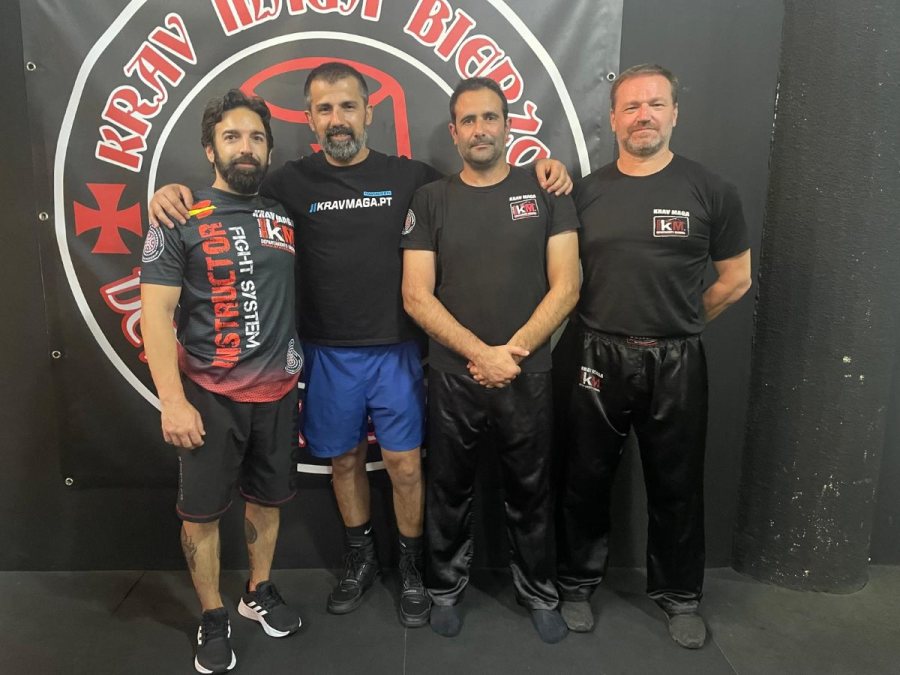 instructores krav maga cantabria con vitor martins defensa personal combate santander