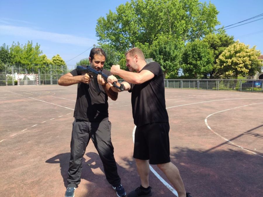 defensa arma larga krav maga