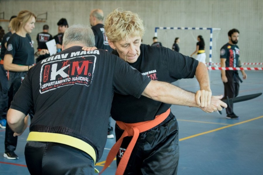 mujeres guerreras defensa personal cantabria krav maga laredo torrelavega